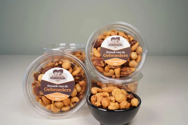 Hoeksche Gebroeders Hoeksche Knabbels Smaak Gebroeders curry