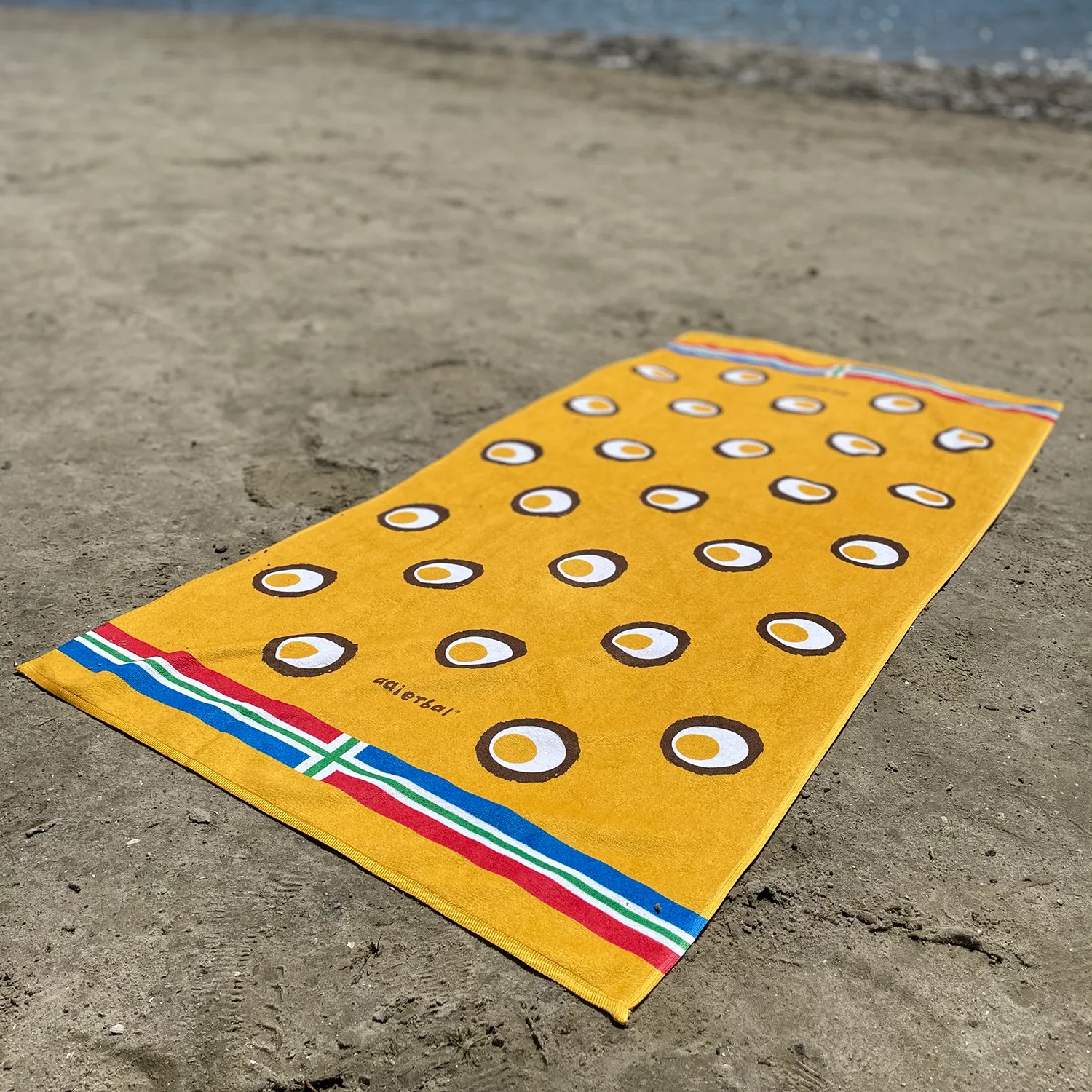 Eierbal handdoek strandlaken velours